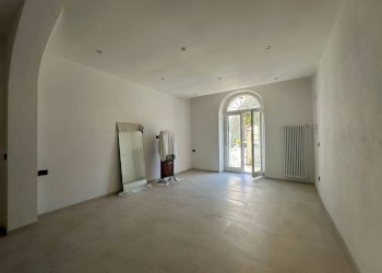 PHOTO-2025-05-29-15-20-10_3.jpg - Bilocale La Spezia - foto 2