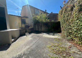 PHOTO-2025-05-29-15-20-11_1 copia.jpg - Bilocale La Spezia - foto 4