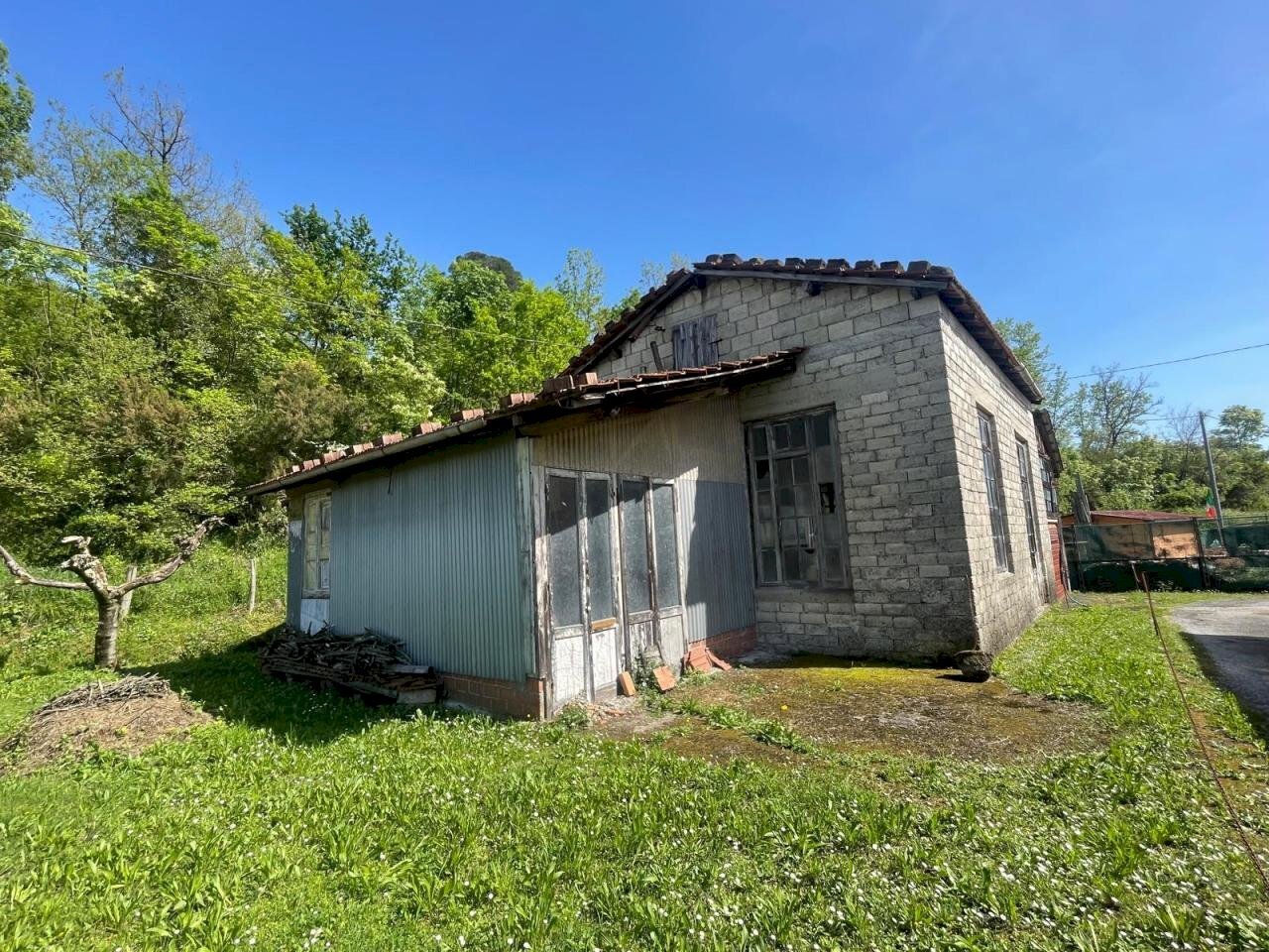 9aee4a9e-da86-44d5-8e23-909745f76b06.jpg - Rustico Sarzana - foto 3