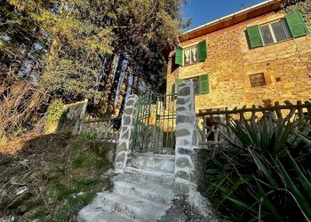 ESTERNO.jpg - Terratetto - Terracielo Calice al Cornoviglio - foto 1