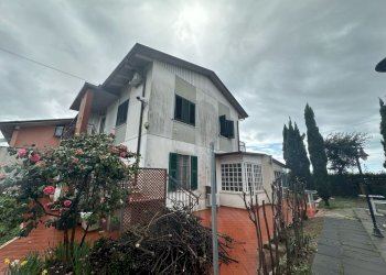 Casa semi indipendente Carrara - foto 1