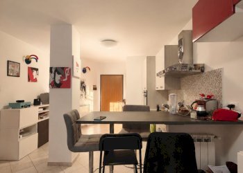 Tavolo - Quadrilocale Licciana Nardi - foto 5