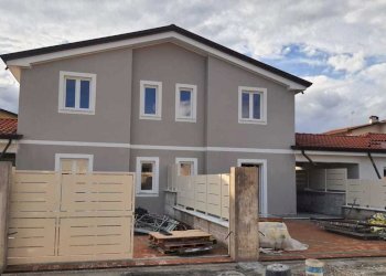 a8db75b0-b90f-4385-a4e2-018f0a7d2dbf.jpg - Casa semi indipendente Luni - foto 6