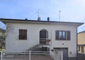 IMG-20250221-WA0003.jpg - Villa Licciana Nardi - foto 2