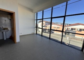 IMG_5924.JPG - Ufficio Sarzana - foto 5