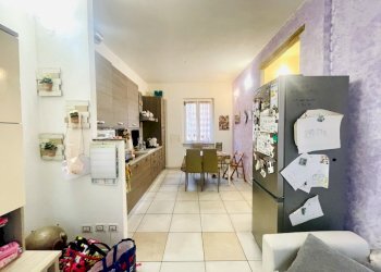 IMG_5340.jpg - Trilocale La Spezia - foto 1