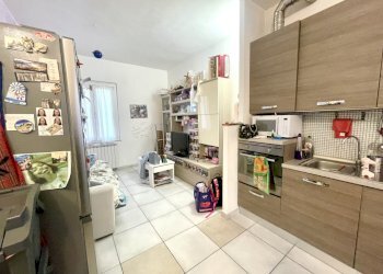 IMG_5339.jpg - Trilocale La Spezia - foto 3