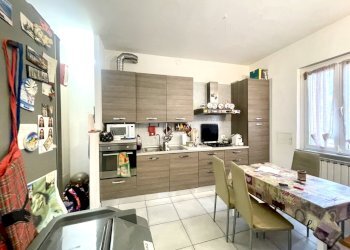 IMG_5337.jpg - Trilocale La Spezia - foto 4