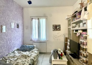 IMG_5328.jpg - Trilocale La Spezia - foto 10