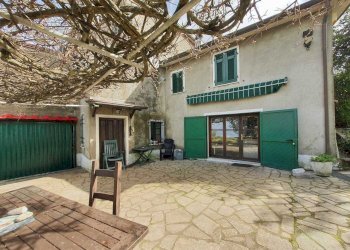 281b613a-a867-43c9-bd5f-bf957805fd48.jpg - Casa semi indipendente Fosdinovo - foto 1