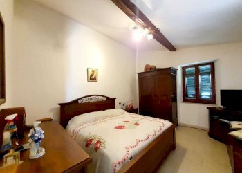 d1303f5f-d3d5-42e0-b2e0-f479abe2f6b1.jpg - Casa semi indipendente Fosdinovo - foto 16