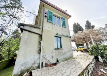 a5a00d7d-00b0-4ce3-8b9a-166af60084e0.jpg - Casa semi indipendente Fosdinovo - foto 27