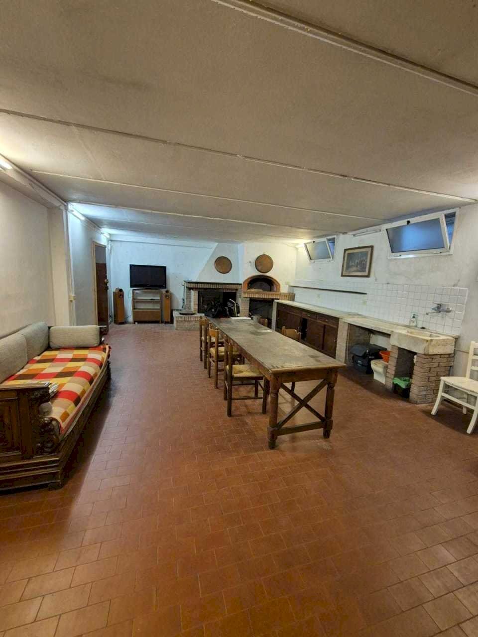 WhatsApp Image 2025-02-21 at 16.37.50 (1).jpeg - Apartment La Spezia - photo 1