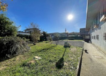 WhatsApp Image 2023-12-05 at 17.47.20 (2).jpeg - Porzione di casa Aulla - foto 16