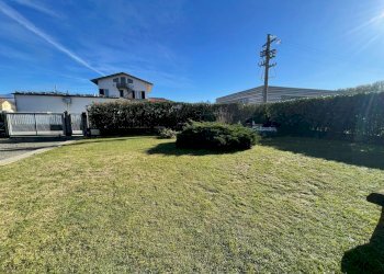 WhatsApp Image 2023-12-05 at 17.47.19 (1).jpeg - Porzione di casa Aulla - foto 17