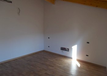 DSCN0370 (Copia).JPG - Casa semi indipendente Aulla - foto 6