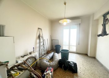 WhatsApp Image 2025-04-17 at 11.20.52 (2).jpeg - Quadrilocale Chiaravalle - foto 14