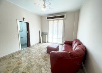 WhatsApp Image 2025-04-17 at 11.20.52.jpeg - Quadrilocale Chiaravalle - foto 16