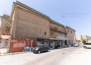 RIC08100.jpg - Trilocale Siracusa - foto 17