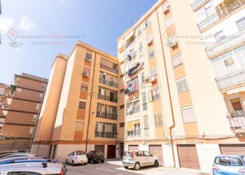 RIC04107.jpg - Quadrilocale Siracusa - foto 1