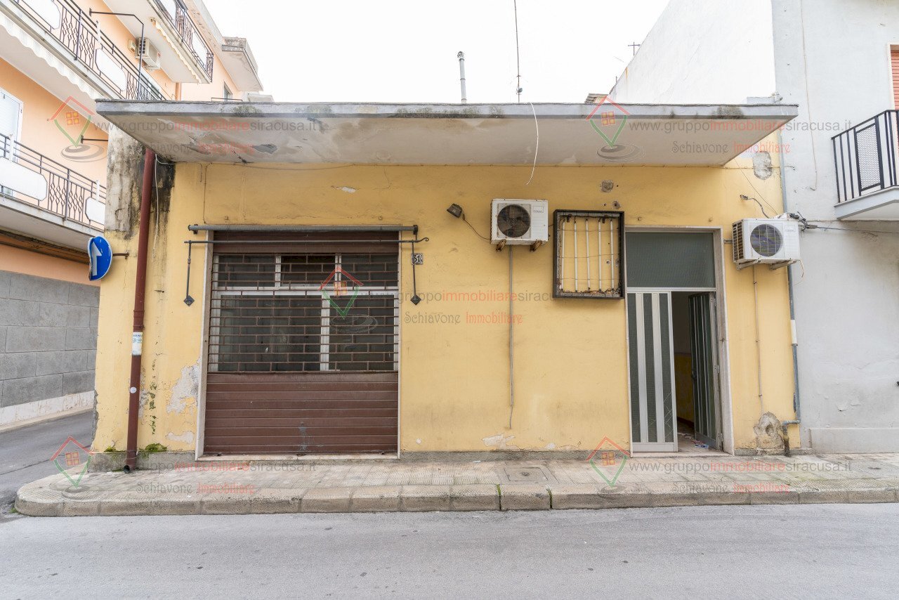 RIC09753.jpg - Locale Commerciale Priolo Gargallo - foto 2