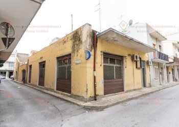 RIC09754.jpg - Locale Commerciale Priolo Gargallo - foto 1