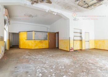 RIC09684.jpg - Locale Commerciale Priolo Gargallo - foto 5