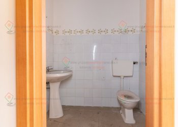 RIC09709.jpg - Locale Commerciale Priolo Gargallo - foto 9