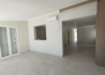 9C8B5646-204D-4F1A-B0B2-2A0766B4B2FD.jpeg - Villa via Augusteo  36, Ispica - photo 16