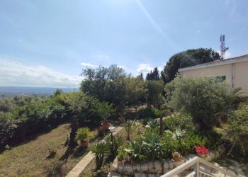 b67b5ecf-1e56-4022-b662-be02e5cff687.JPG - Villa Siracusa - foto 1