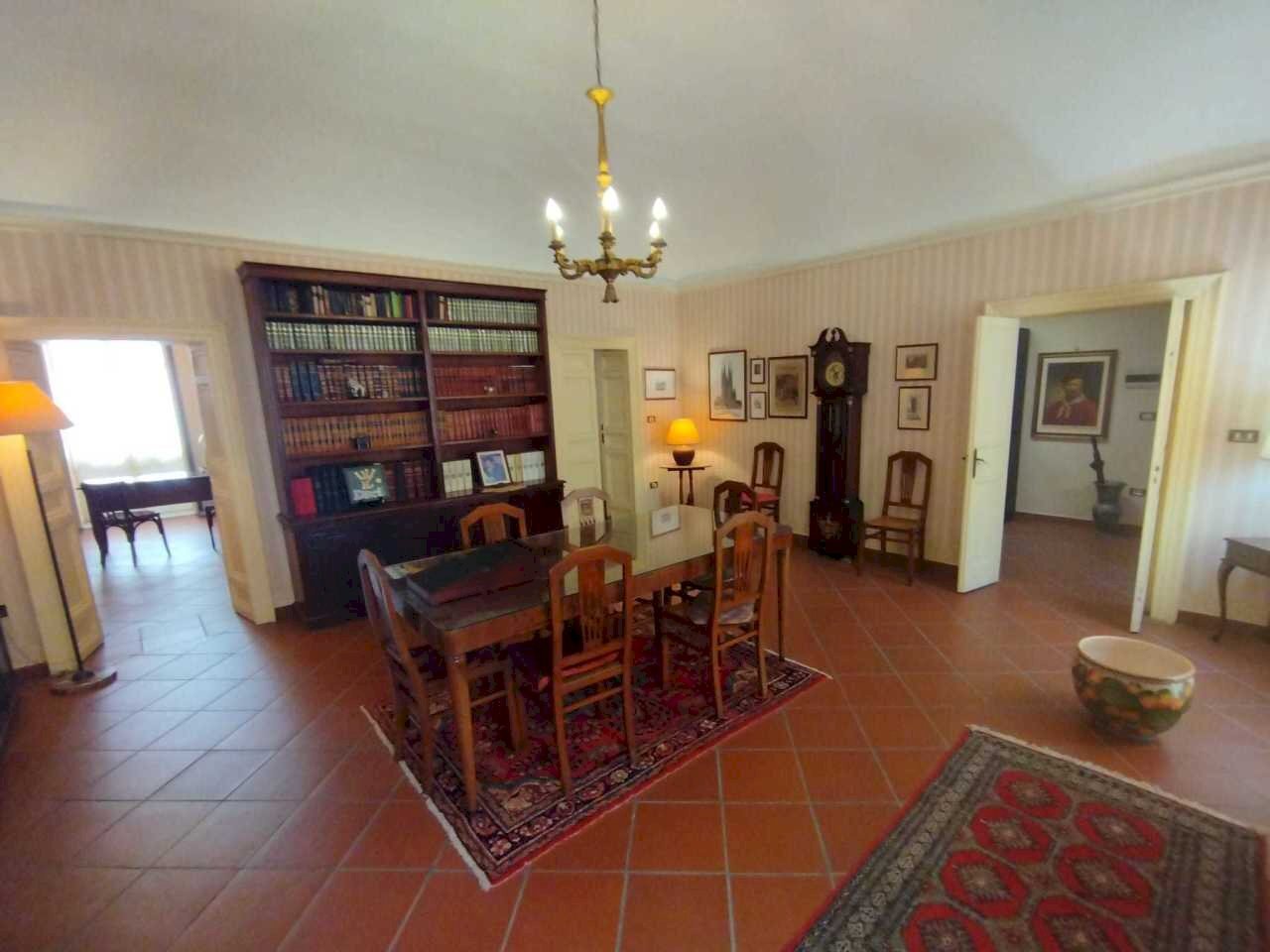 PHOTO-2025-05-12-10-52-28 2.jpg - Office Via del Collegio 5, Siracusa - photo 1