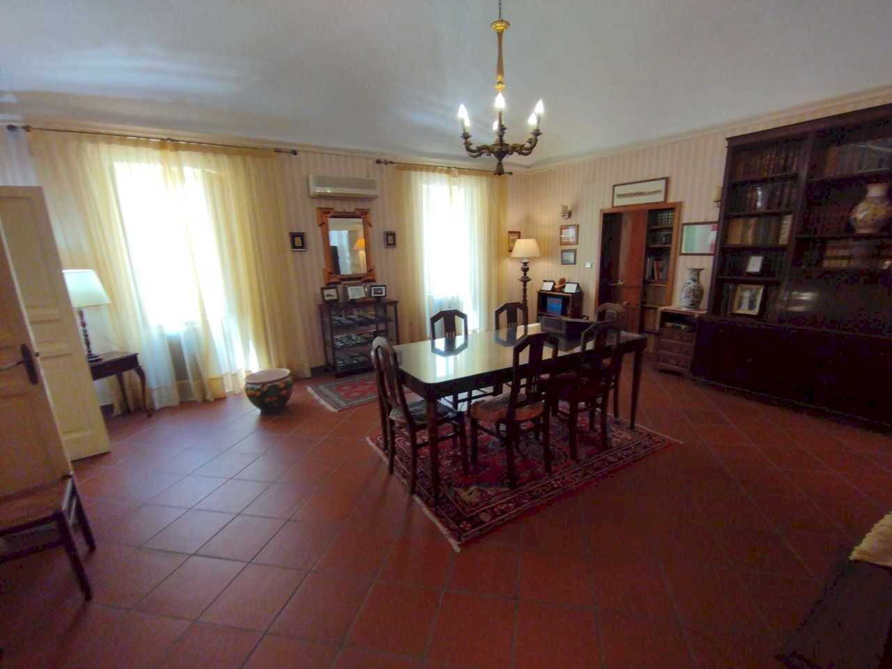 PHOTO-2025-05-12-10-52-25 4.jpg - Office Via del Collegio 5, Siracusa - photo 2