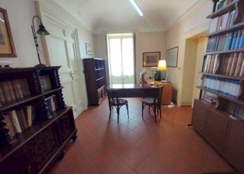 PHOTO-2025-05-12-10-52-28.jpg - Office Via del Collegio 5, Siracusa - photo 8