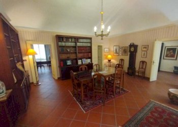 PHOTO-2025-05-12-10-52-29 3.jpg - Office Via del Collegio 5, Siracusa - photo 10