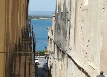 PHOTO-2025-05-12-10-52-25 3.jpg - Office Via del Collegio 5, Siracusa - photo 14