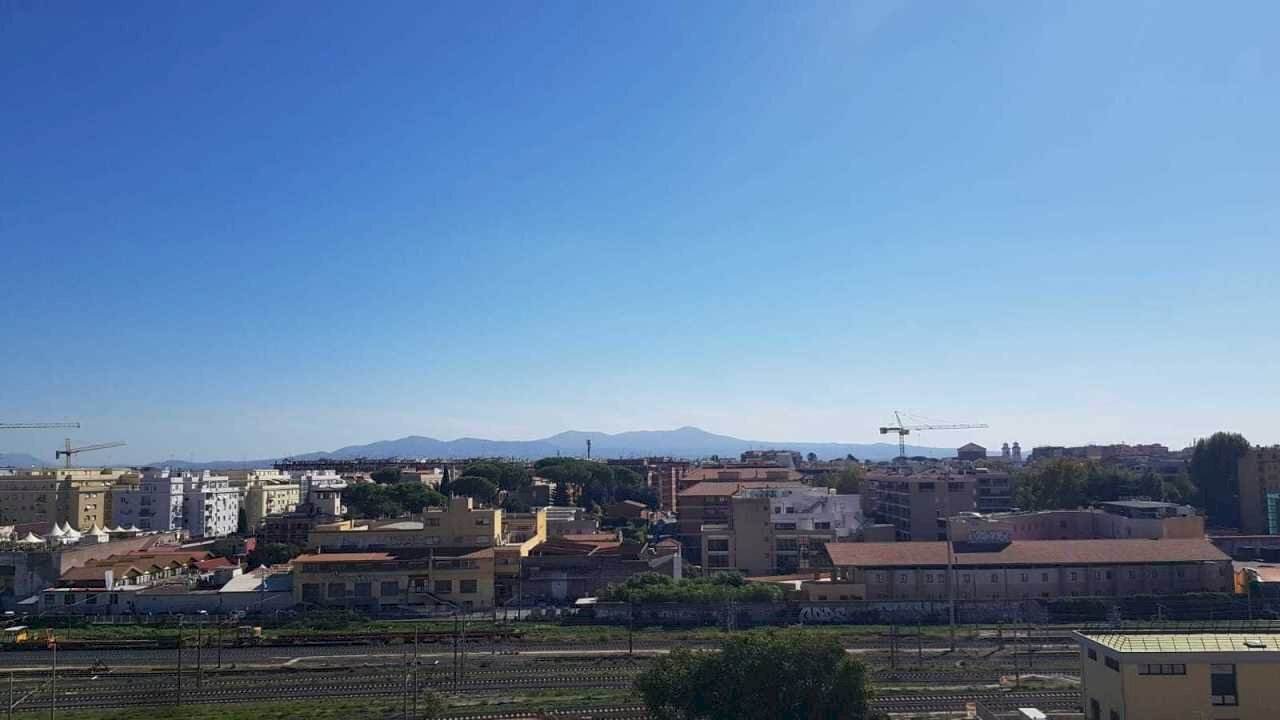 Affaccio - Trilocale Via della Stazione Tuscolana  21, Roma - foto 1