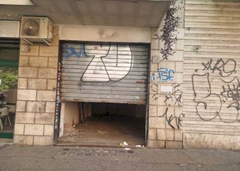 serranda - Locale Commerciale Viale Dei Salesiani, Roma - foto 2