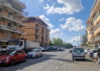 Strada - Box Via Prenestina 651, Roma - photo 1