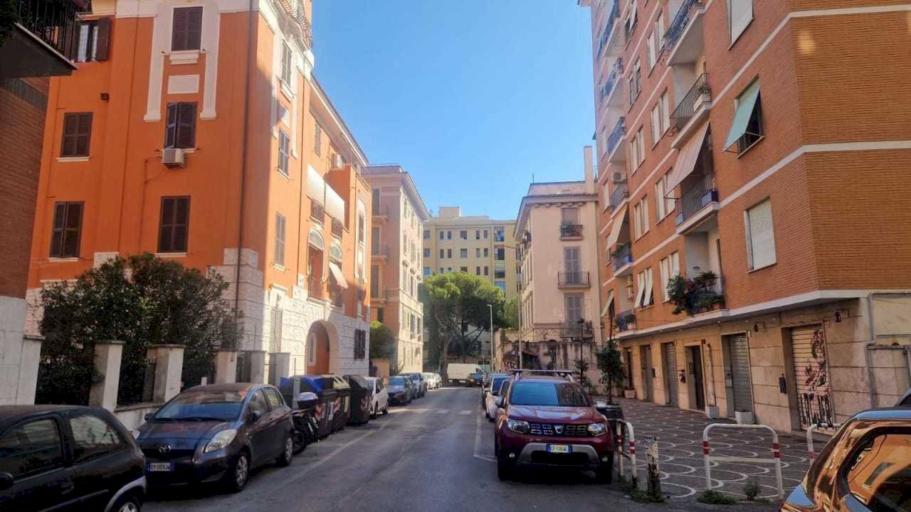 Via - Locale Commerciale Via di Vigna Fabbri, Roma - foto 2