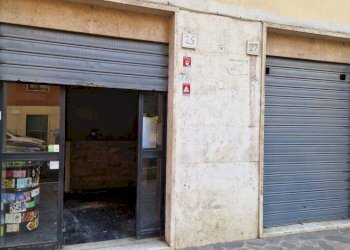 Esterno - Locale Commerciale Via di Vigna Fabbri, Roma - foto 3