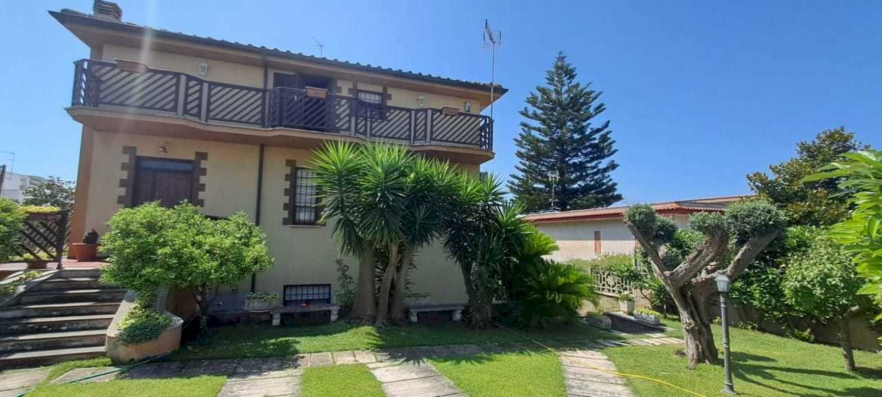 villa - Villa Via Odino 22, Anzio - photo 2