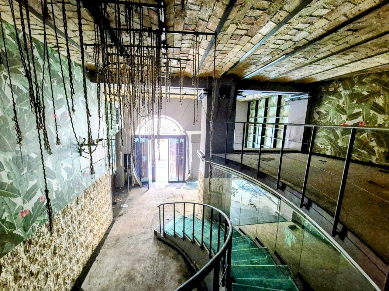 Locale - Locale Commerciale Via della Luce, Roma - foto 1