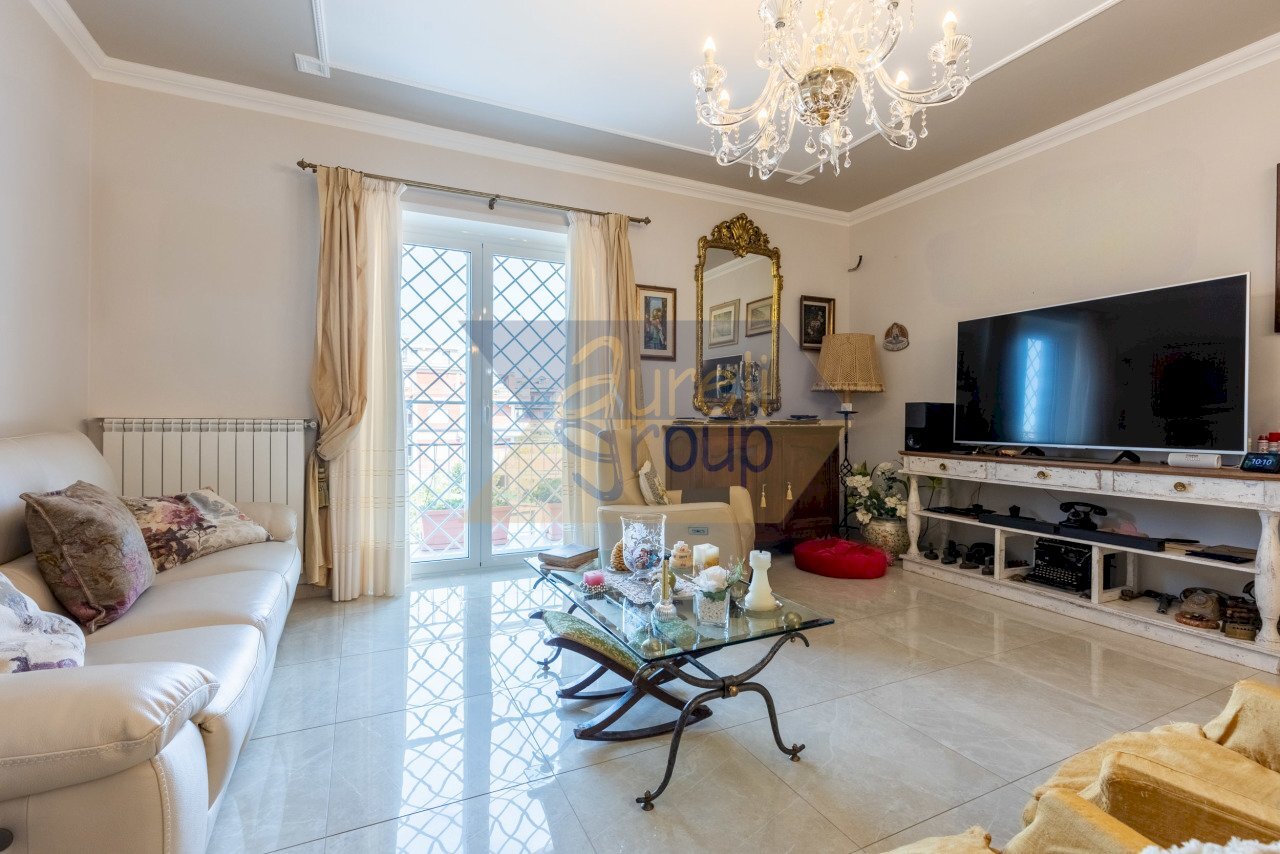 salone - Attico Viale della Repubblica 223, Marino - foto 3