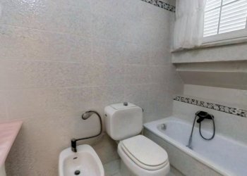 bagno piano mansarda.JPG - Appartamento Viale Malaspina 103, Fosdinovo - foto 17