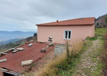 WhatsApp Image 2025-02-08 at 18.47.55 (2).jpeg - Villa Via Centrale 16, Castelnuovo Magra - photo 11