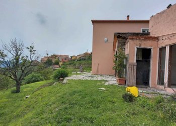 WhatsApp Image 2025-02-08 at 18.57.48 (4).jpeg - Villa Via Centrale 16, Castelnuovo Magra - photo 15