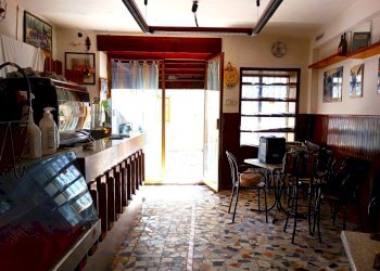 bar.jpeg - Locale Commerciale Via Borgo Rometta Soliera 57, Fivizzano - foto 2