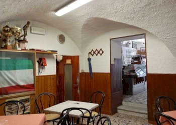 bar3.jpeg - Locale Commerciale Via Borgo Rometta Soliera 57, Fivizzano - foto 5