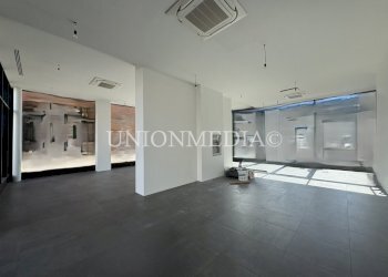 IMG_5423.JPG - Locale Commerciale Sarzana - foto 2