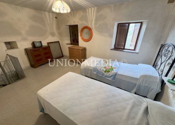 16 rustico fosdinovo.jpg - Rustic Via Carignano, Fosdinovo - photo 16